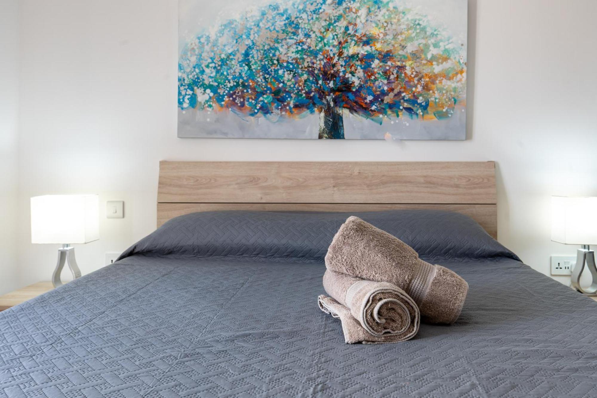 Poseidon Court Penthouse Superior Apartment St. Paul's Bay Ngoại thất bức ảnh